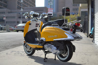 98% Assembled Amigo Bello the Classic Heritage 150cc Scooter. Halogen Headlight w/LED Ring, USB Port, Windshield, CA Legal (2023 Model Speical Price).