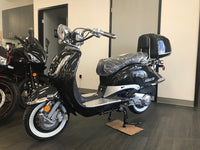98% Assembled Amigo Bello the Classic Heritage 150cc Scooter. Halogen Headlight w/LED Ring, USB Port, Windshield, CA Legal (2023 Model Speical Price).