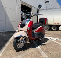 Trailmaster Sorrento 150cc Great Euro Style scooter, Free Removeable Storage Trunk, Chrome Accents, Two Tone dual stage paint