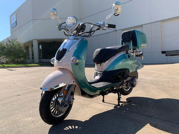 98% Assembled! Trailmaster Sorrento 150cc Great Euro Style scooter, Free  Removeable Storage Trunk, Chrome Accents, Two Tone dual stage paint