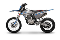 TrailMaster JHL LX250 Pro Series, Fuel Injected, Loncin 40HP, Water Cooled, 37.8 inch seat height,