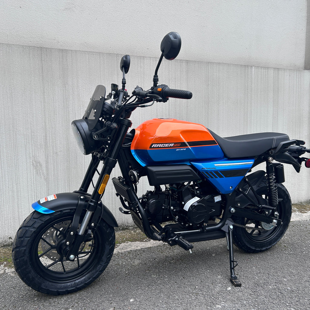 RPS Racer 140A, Automatic Trans, Electric Start, 28.5 inch seat height, Dual Air bag rear suspension, Front and rear Disk Brakes,
