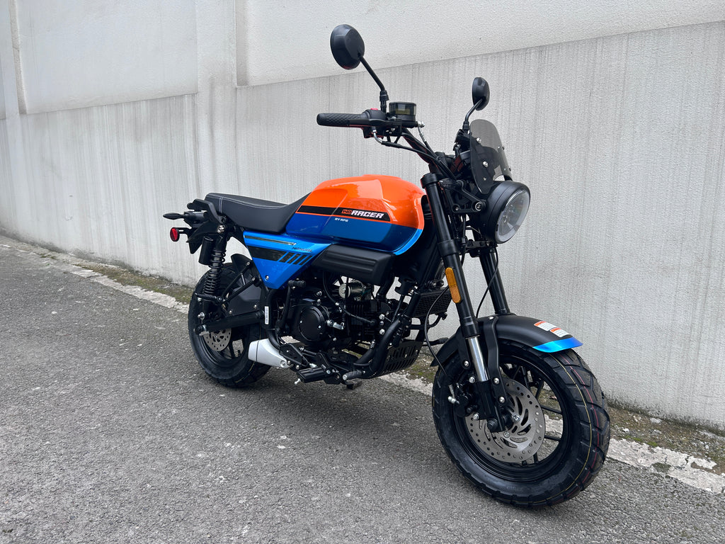 RPS Racer 140cc, Manual Trans, Electric Start, 28.5 inch seat height,