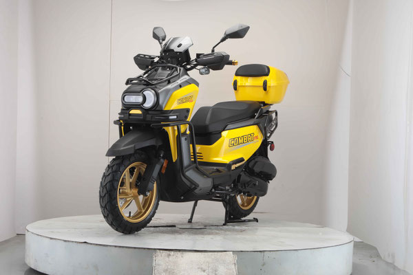 Vitacci Tank 200 Combat, 168cc (carb) CVT Automatic, 31.5 inch seat, Blue Tooth, Full Digital Gauges, Electric start, Locking Trunk, 13 inch rims