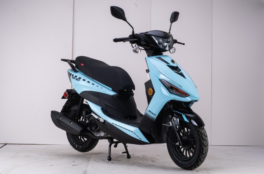 あみーご Amigo Super Sport 50 Scooter | MotoBuys