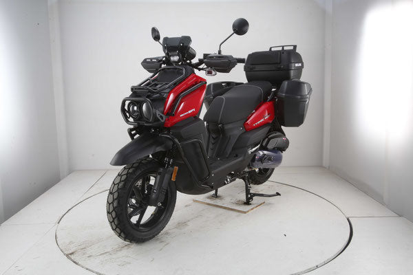 Vitacci Tank 200 EFI DLX,  Fuel Injected 168cc, 13 inch Rims, 31.5 inch seat height, Heavy Duty Saddle Bags and Luggage box, Electric Start, CARB
