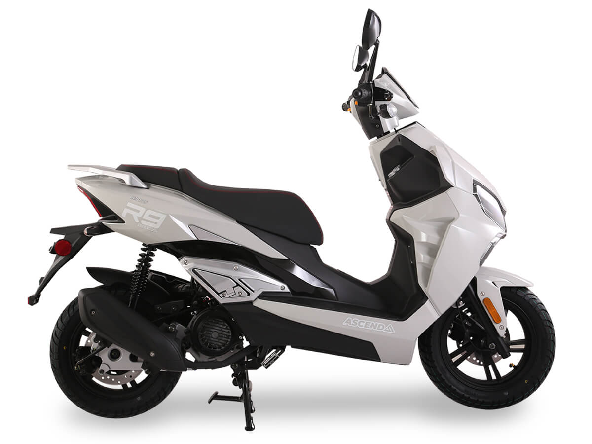 Ice Bear PMZ200-R9 200cc GY6 Clone, (EFI) Fuel Injected , 12