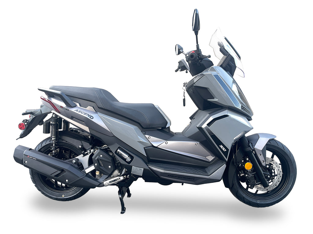 Ice Bear Defender PMZ300-T15, Fuel Injected, 7 inch digital dash,  Automatic Trans, Gas-bag style adjustable shocks, Double Shocks, Electric Start, Two Place Seat