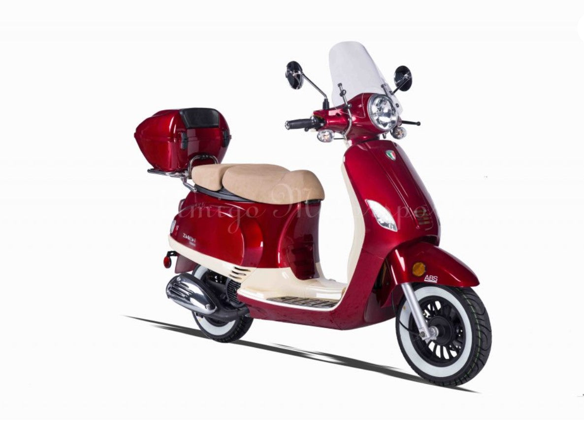 Amigo Venice 50 CC Remote Start, USB Port, Alarm, Wind Shield