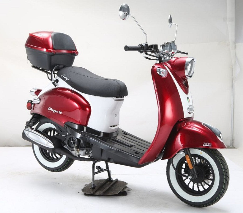 Amigo Magari-50 A semi-Assembled, 49 CC Moped, Automatic Trans, Electric Start. CARB