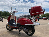 Trailmaster Sorrento 150cc Great Euro Style scooter, Free Removeable Storage Trunk, Chrome Accents, Two Tone dual stage paint